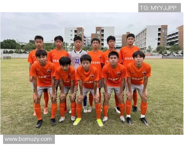 深圳足球队阵地战分析:优劣势与未来发展方向探讨 深圳足球队阵地战分析:优劣势与未来发展方向探讨