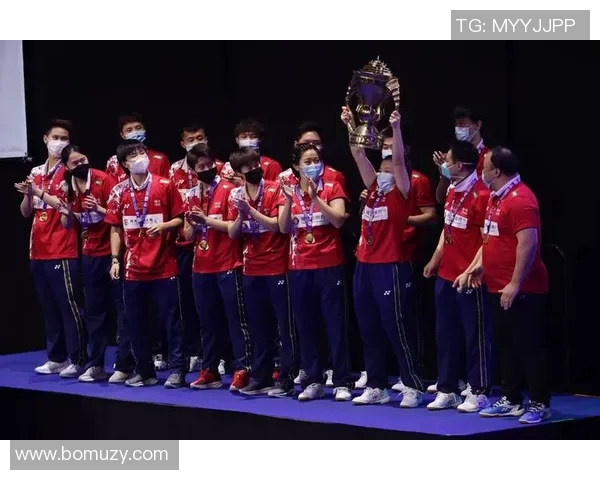 重庆羽毛球队与北京羽毛球队赛后复盘分析团队配合与战术执行的关键因素 重庆羽毛球队与北京羽毛球队赛后复盘分析团队配合与战术执行的关键因素
