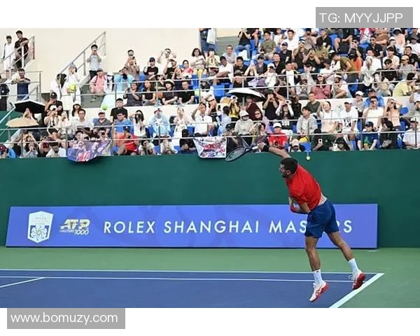 上海网球队状态揭秘：网球巨献背后的训练与挑战