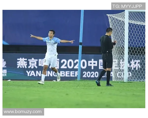 申花与广州富力精彩对决集锦回顾展现足球魅力与激情瞬间