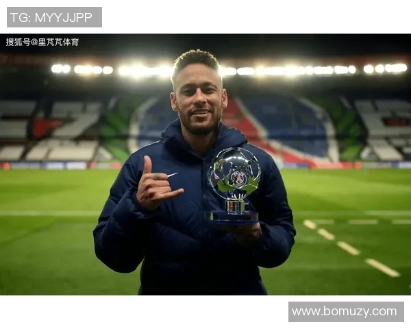 内马尔的足球传奇之路：从巴西天才到全球偶像的蜕变与成就