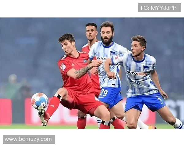 厄尔士与汉堡的激烈对决揭示足球战术与团队合作的完美结合