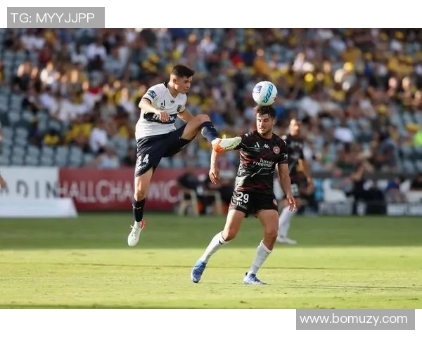 珀斯光荣与西悉尼流浪者历史交锋记录分析与战绩回顾