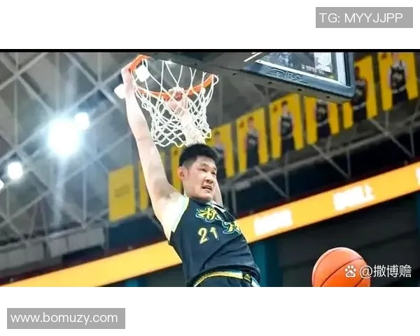 胡金秋：从篮球新星到球队核心的成长之路与未来展望