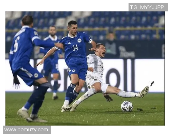 葡国民与费伦斯的激烈对决谁能在赛场上笑到最后