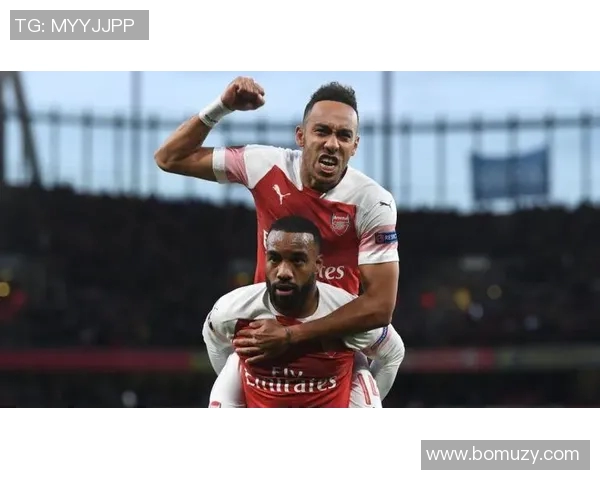 阿仙奴与车路士在北京的激烈对决引发球迷热情高涨